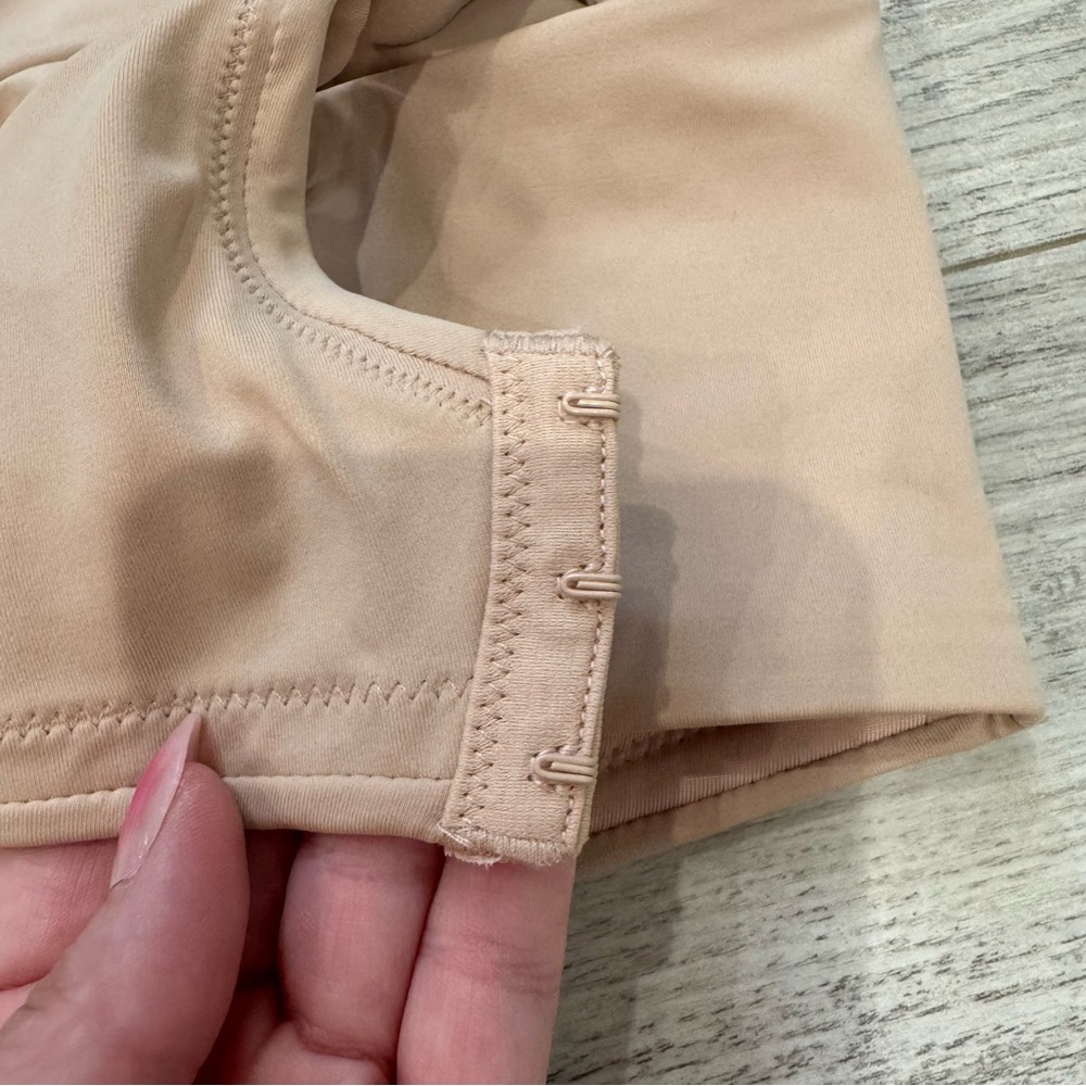 SPANX | Nude Beige Low Profile Full Coverage Minimizer Bra- Size 42DD - Picture 10 of 15